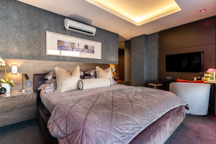 3 Bedroom Property for Sale in Green Point Western Cape